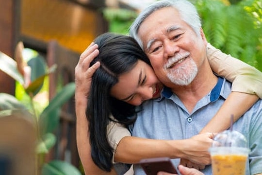 61 tuổi bỏ vợ theo tình trẻ, tôi nhận về cái kết ngỡ ngàng đến bật ngửa