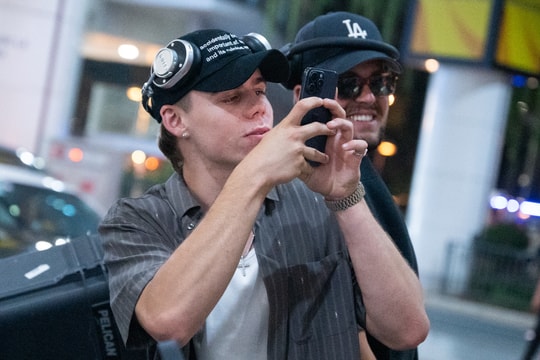 The Kid LAROI được chào đón khi tới Hà Nội