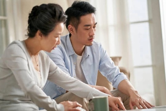 Con trai tiết lộ danh tính người yêu, tôi nghe xong bàng hoàng suýt ngất