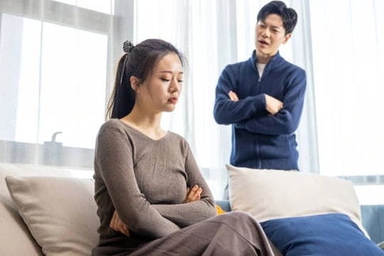 Vì lý do này, chồng nổi giận khi thấy tôi đăng ảnh cưới lên mạng