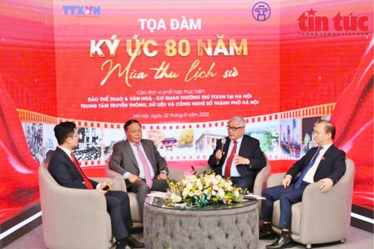 Nhìn lại chặng đường hào hùng, hun đúc khát vọng tương lai