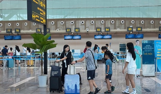 Giá vé máy bay dịp 2-9 rớt mạnh, TP HCM – Hà Nội chỉ còn 2,2 triệu đồng