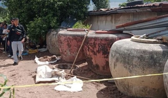 Chồng mất tích bí ẩn, 3 năm sau vợ sốc nặng khi mở nắp bể phốt