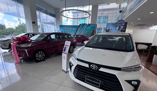 Ngành ô tô lo khó đáp ứng tiêu chuẩn 4,83 lít/100 km