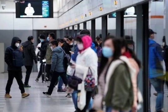 Khách du lịch sẽ phải trả thêm 250 USD phí thị thực vào Mỹ từ 1/10