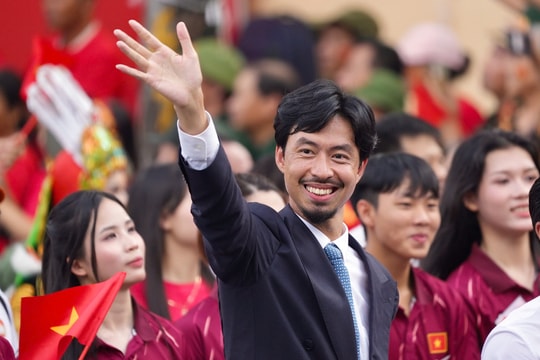 Khoảnh khắc xúc động của sao Việt