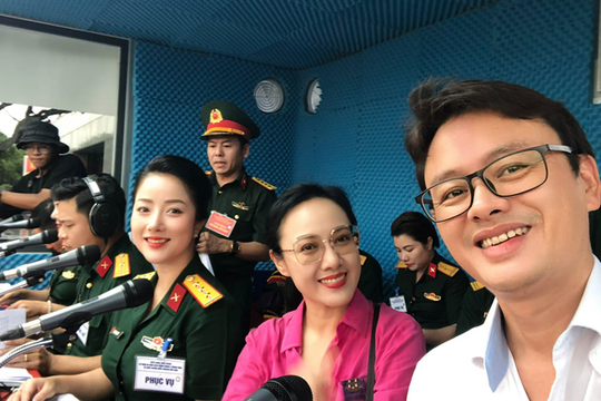 MC Hoài Anh hé lộ hậu trường của tổ thuyết minh lễ diễu binh, diễu hành A80