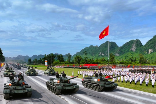 Báo quốc tế sửng sốt trước loạt vũ khí 'Made in Vietnam' tại lễ diễu binh 2/9