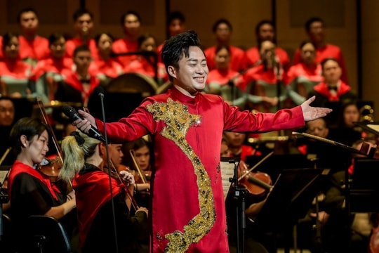 Tùng Dương, Hồng Nhung hát mừng lễ Quốc khánh