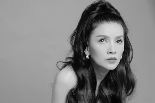 Công Ninh khóc nức nở khi tới tiễn đưa diễn viên Ngọc Trinh