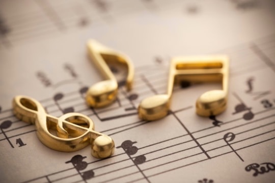 Bạn có biết đoạn nhạc hiệu sôi động này ở chương nào của VOV?