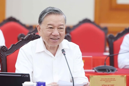 Tổng Bí thư chủ trì cuộc làm việc với Ban Thường vụ Đảng ủy MTTQ Việt Nam, các đoàn thể Trung ương