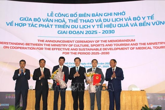 Hiến kế xây dựng chiến lược hành động số và xanh hóa du lịch Việt Nam