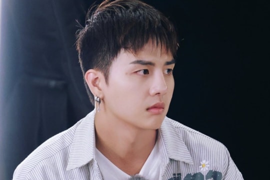 Duy Khánh phản hồi tin bị chèn ép