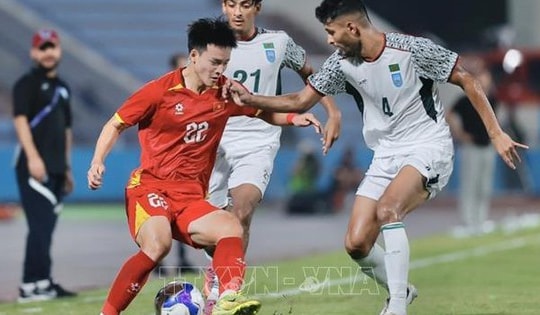 Vòng loại U23 châu Á 2026: Vượt qua Bangladesh với tỷ số 2-0, U23 Việt Nam tự tin đi tiếp