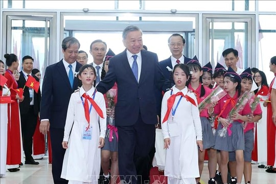 Lãnh đạo Đảng, Nhà nước dự Lễ kỷ niệm 80 năm truyền thống ngành Giáo dục