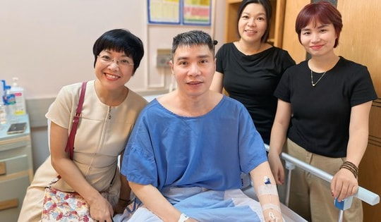Vợ NSND Công Lý hé lộ hình ảnh MC Thảo Vân đến thăm và sức khỏe của chồng sau phẫu thuật