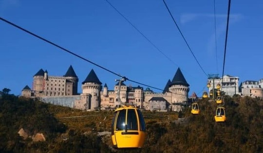 Cáp treo Bà Nà lãi lớn