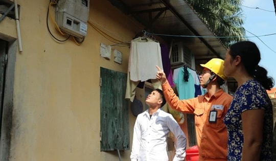 Mạng xã hội ồn ào nghi ngờ hóa đơn tiền điện, EVNNPC nói chưa nhận được phản ánh tăng bất thường