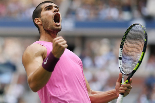 Alcaraz thắng nhanh Djokovic ở bán kết US Open 2025