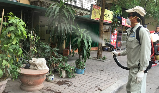 Hà Nội cảnh báo sốt xuất huyết bùng phát, nhiều ổ dịch nguy cơ cao