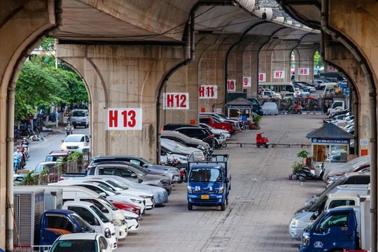 Quản lý tốt bãi xe dưới gầm cầu - giải pháp trong bối cảnh hạn chế hạ tầng giao thông tĩnh