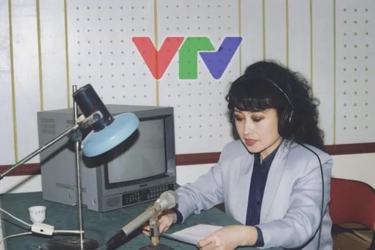 Giọng đọc vàng của Thời sự VTV, nổi tiếng với câu thoại 'Thuê bao quý khách...'