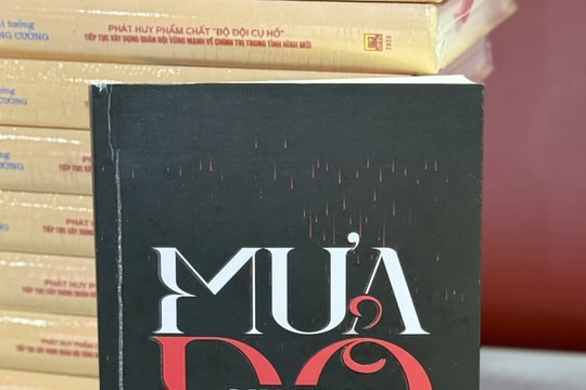 Tiểu thuyết Mưa đỏ 'cháy hàng' cùng sức nóng từ phim điện ảnh