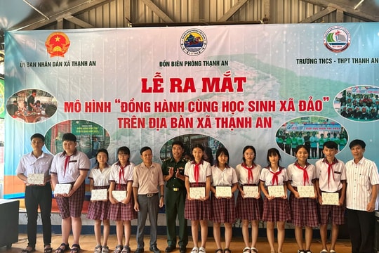 TP Hồ Chí Minh: Đồn Biên phòng Thạnh An chăm lo, hỗ trợ các em học sinh xã đảo