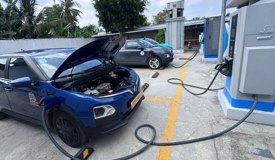 Hà Nội đề xuất gần 1.400 vị trí lắp trạm sạc xe điện