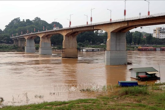 Thời tiết đêm 9/9: Cảnh báo thời tiết nguy hiểm trên đất liền và trên biển