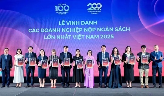 Vinh danh doanh nghiệp nộp ngân sách hàng trăm tỷ đồng