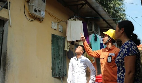 EVN lý giải gì về việc phân bổ khoản lỗ hơn 44.000 tỉ đồng vào giá điện?