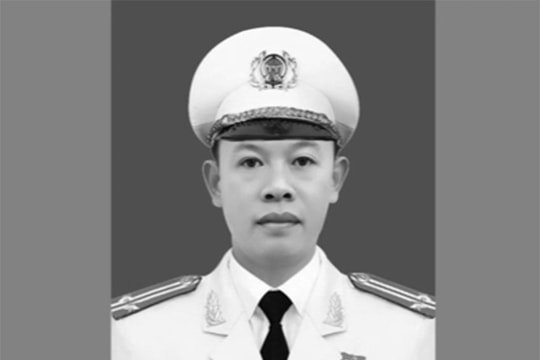 Truy tặng Huân chương Bảo vệ Tổ quốc Hạng Ba cho liệt sĩ Nguyễn Đông Cánh