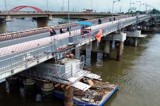TP Hồ Chí Minh: Cầu Bình Triệu 1 được nâng cao hơn 1 mét bằng 106 kích thủy lực