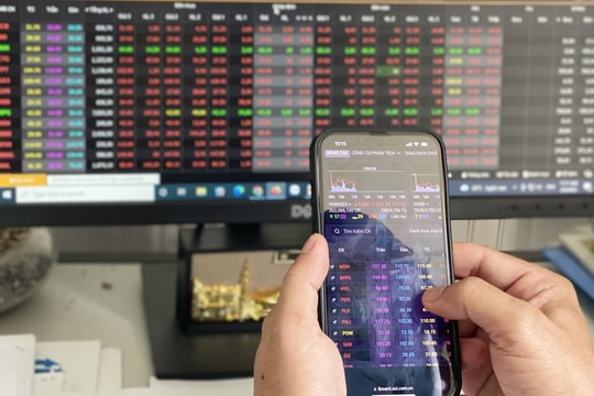 Thị trường chứng khoán sáng 10/9: VN-Index giảm gần 4 điểm, nhà đầu tư thận trọng