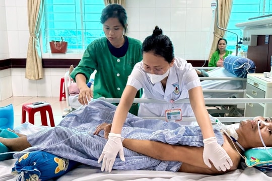 Chồng “thập tử nhất sinh” sau tai nạn thảm khốc, vợ cầu xin một phép màu