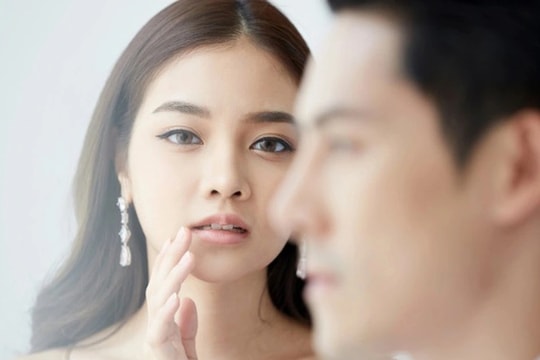 Bạn trai mất cách đây 5 năm bất ngờ “gửi quà cưới" cho vợ chồng tôi