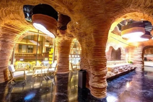 Nhà vệ sinh công cộng gây bão mạng vì quá đẹp, nhiều người kéo đến check-in