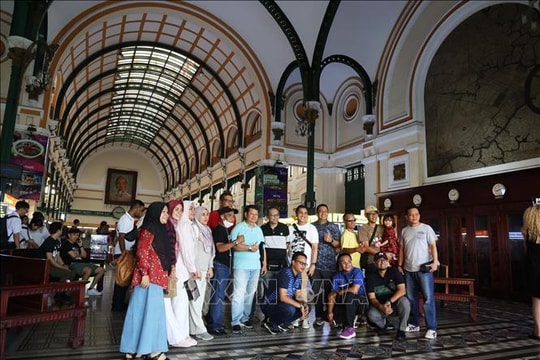 TP Hồ Chí Minh kỳ vọng tăng thu du lịch bằng chuỗi sự kiện, lễ hội cuối năm