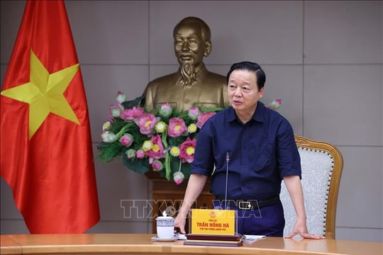 Phó Thủ tướng Trần Hồng Hà: Chỉ cần một cơn bão, một trận lũ lớn, nhiều hộ có thể trở lại nghèo