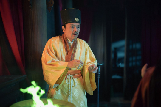 Thân phận đáng thương của những người phụ nữ trong 'Khế ước bán dâu'