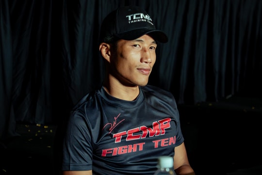 Bị chê yếu hơn nhà vô địch Ireland, cao thủ muay Thái số 1 Việt Nam nói gì?