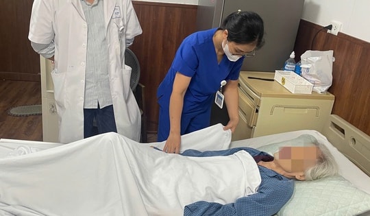 Suýt mất bàn chân vì một vết xước nhỏ