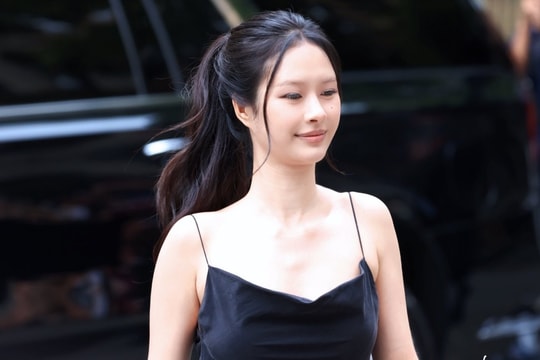 Nữ diễn viên bất ngờ nổi tiếng vì mặc sexy