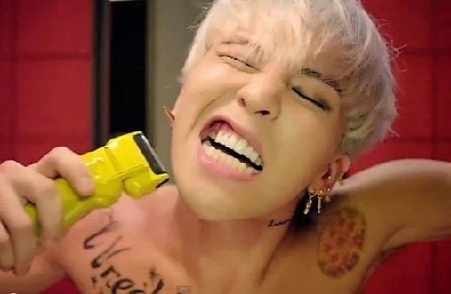 G-Dragon tuyên chiến