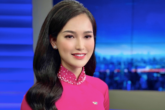 BTV Thời sự 19h của VTV từng đạt giải Nhì Văn quốc gia, thủ khoa Ngoại thương