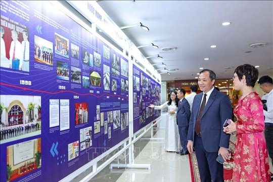 Ra mắt phim tài liệu '80 năm Thông tấn xã Việt Nam – Viết tiếp bản hùng ca'