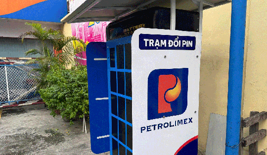 Cuộc đua mở trạm sạc, đổi pin xe điện