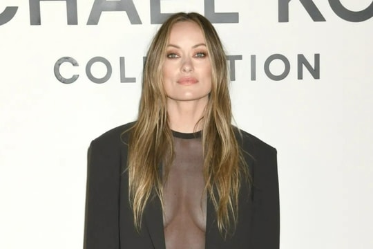 Sự cố hớ hênh của Olivia Wilde